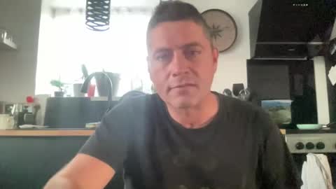 guil0 online show from 10.01.25