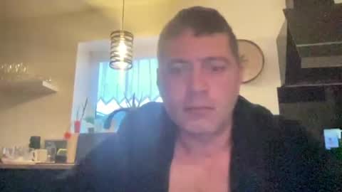 guil0 online show from 10.25.25