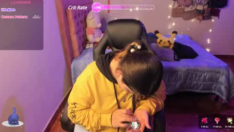 Snapshot of guinivere_blake chatting on 02.13.25 Hello Im Julieta Im 25 years old welcome to my room have fun and be happy. online show from 02.13.25