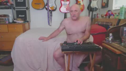 Snapshot of guitarsexgod chatting on 02.15.25 Mario online show from 02.15.25