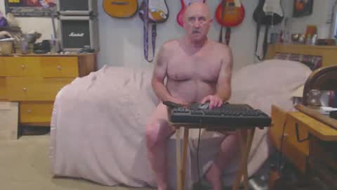 Snapshot of guitarsexgod chatting on 02.22.25 Mario online show from 02.22.25