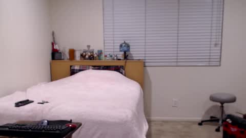 Snapshot of guitarsexgod chatting on 03.11.25 Mario online show from 03.11.25