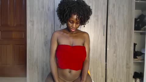 Miss Incredible online show from 12.19.24