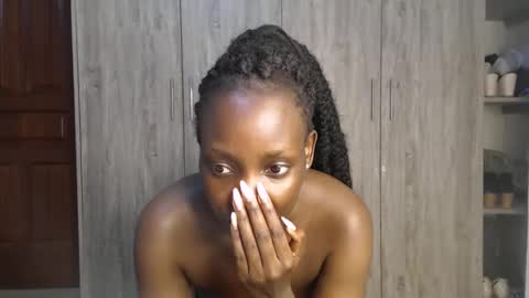 Miss Incredible online show from 01.09.25