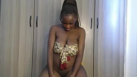 Miss Incredible online show from 03.26.26