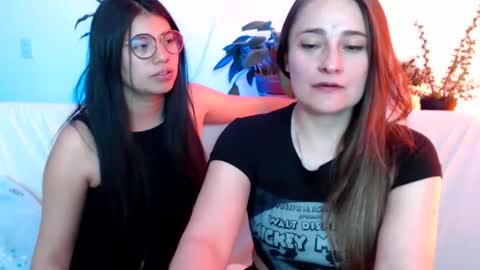 Vane blonde and Hazell black hair online show from 02.05.25