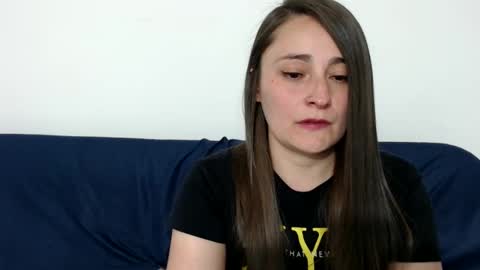 Vane blonde and Hazell black hair online show from 09.20.25