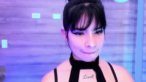 Snapshot of gummyluv chatting on 09.16.25 gummyluv online show from 09.16.25