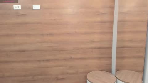 Snapshot of gummyluv chatting on 10.25.25 gummyluv online show from 10.25.25