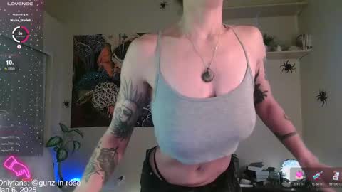 Kylie online show from 01.06.25