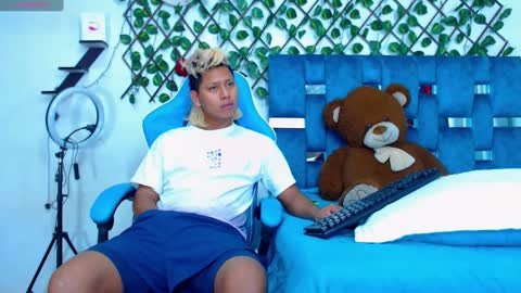 Hakim online show from 03.02.25