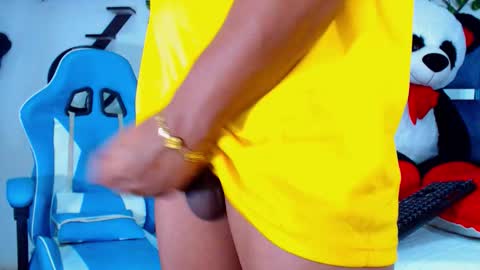 Hakim online show from 10.18.25