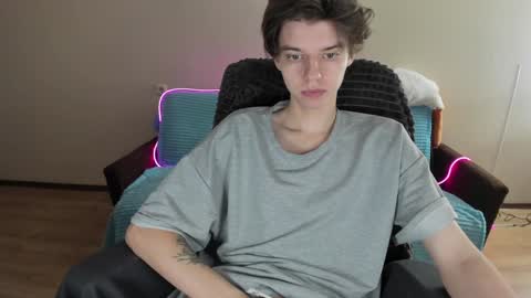 guy_liam1 online show from 12.02.24