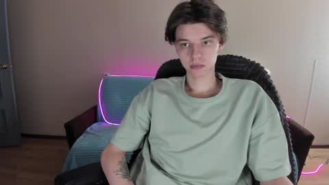 guy_liam1 online show from 12.27.24