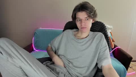 guy_liam1 online show from 02.02.25