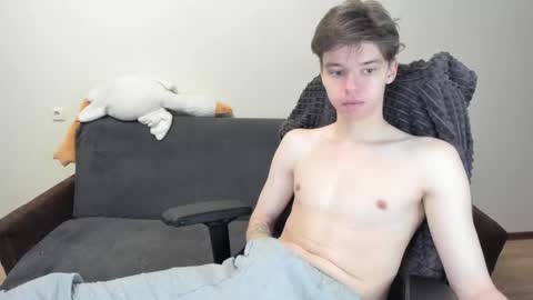 guy_liam1 online show from 12.15.25