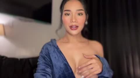 Snapshot of gwapangahas chatting on 06.19.26 Alexa online show from 06.19.26