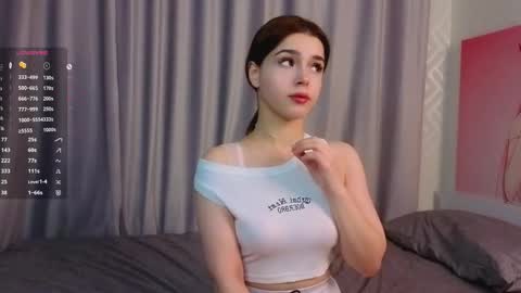 Lisa online show from 10.03.25