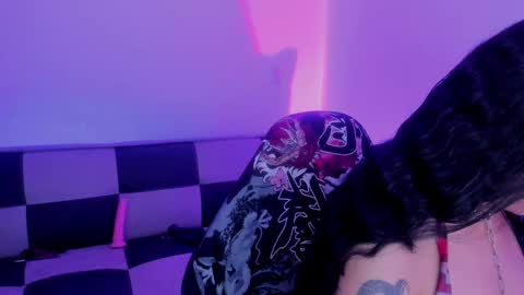 gwenhazel online show from 09.19.25