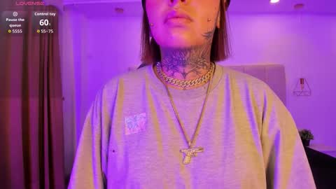 gyal_8_ online show from 01.14.26