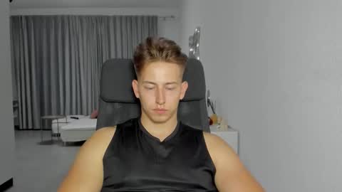 Oliver online show from 10.16.25