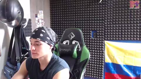 Snapshot of gymbro42 chatting on 07.01.26 Gymbro42 online show from 07.01.26