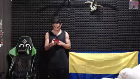 Snapshot of gymbro42 chatting on 07.11.26 Gymbro42 online show from 07.11.26