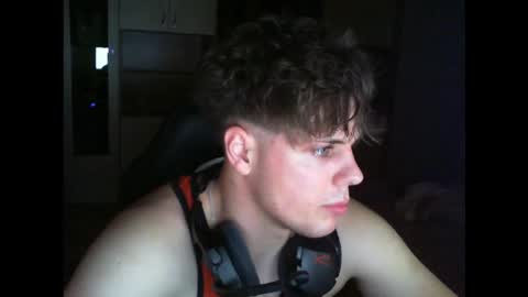 gymguy0505 online show from 12.16.25