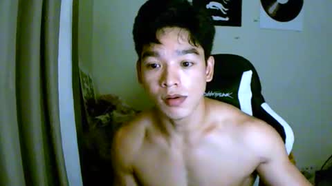Snapshot of gymnasmenos chatting on 04.29.26 AJ online show from 04.29.26