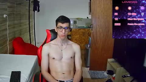 Snapshot of gyo_____ chatting on 10.25.25 gyo online show from 10.25.25