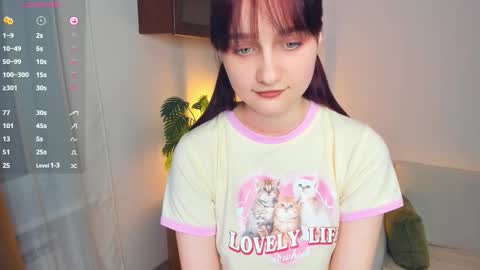 Kelly  Lilly online show from 12.03.25