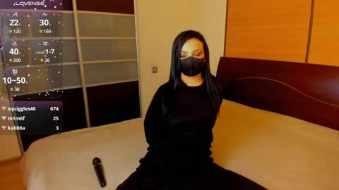 Snapshot of habibi_moon chatting on 01.17.25 Linda online show from 01.17.25