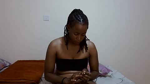Snapshot of hadassa29 chatting on 01.28.25 Hadassa online show from 01.28.25