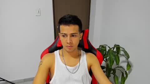 Snapshot of hades_horny_ chatting on 04.06.26 hades_horny_ online show from 04.06.26