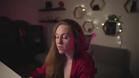 hahayessihaveone online show from 10.05.25