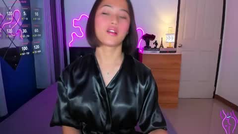 eurasian girl andrea  online show from 04.12.26
