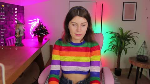 Hailey  Green online show from 01.14.25