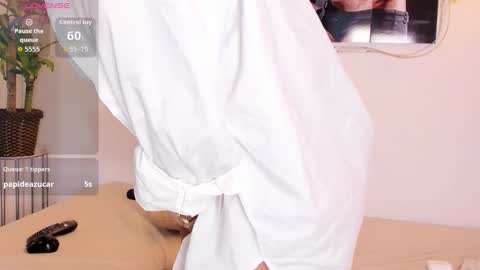 Hailey Thompson online show from 10.07.25