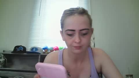 Hailey and d online show from 12.20.24