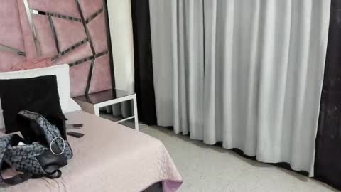 Hailey online show from 10.06.25