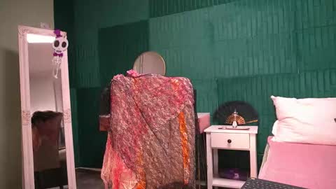 Hailey online show from 10.30.25