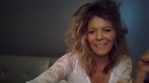 Hailey online show from 10.25.25