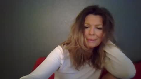 Hailey online show from 12.16.25