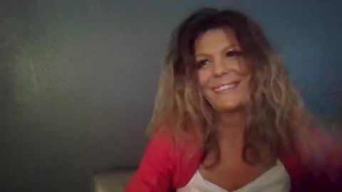 Hailey online show from 12.20.25