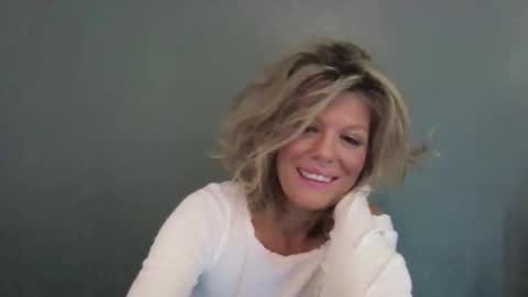 Hailey online show from 04.07.26