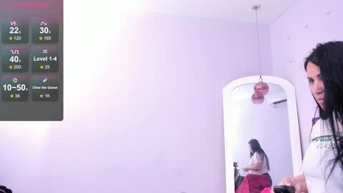 Snapshot of haileystonei chatting on 01.03.25 haileystonei online show from 01.03.25