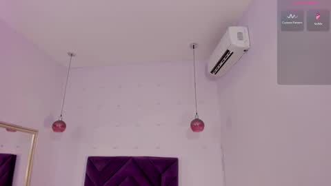 haileystonei online show from 10.25.25