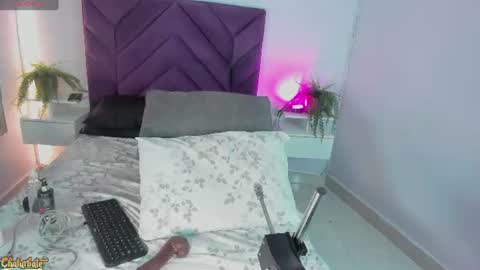 haileystonei online show from 06.25.26