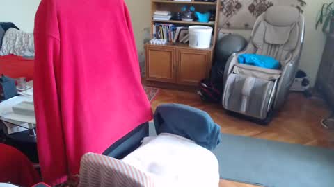 Snapshot of hairyass25yo chatting on 12.05.24 Puppy3 StockyDaddiesmusclebearsbeefybigmans online show from 12.05.24