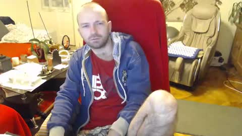 Snapshot of hairyass25yo chatting on 12.06.24 Puppy3 StockyDaddiesmusclebearsbeefybigmans online show from 12.06.24